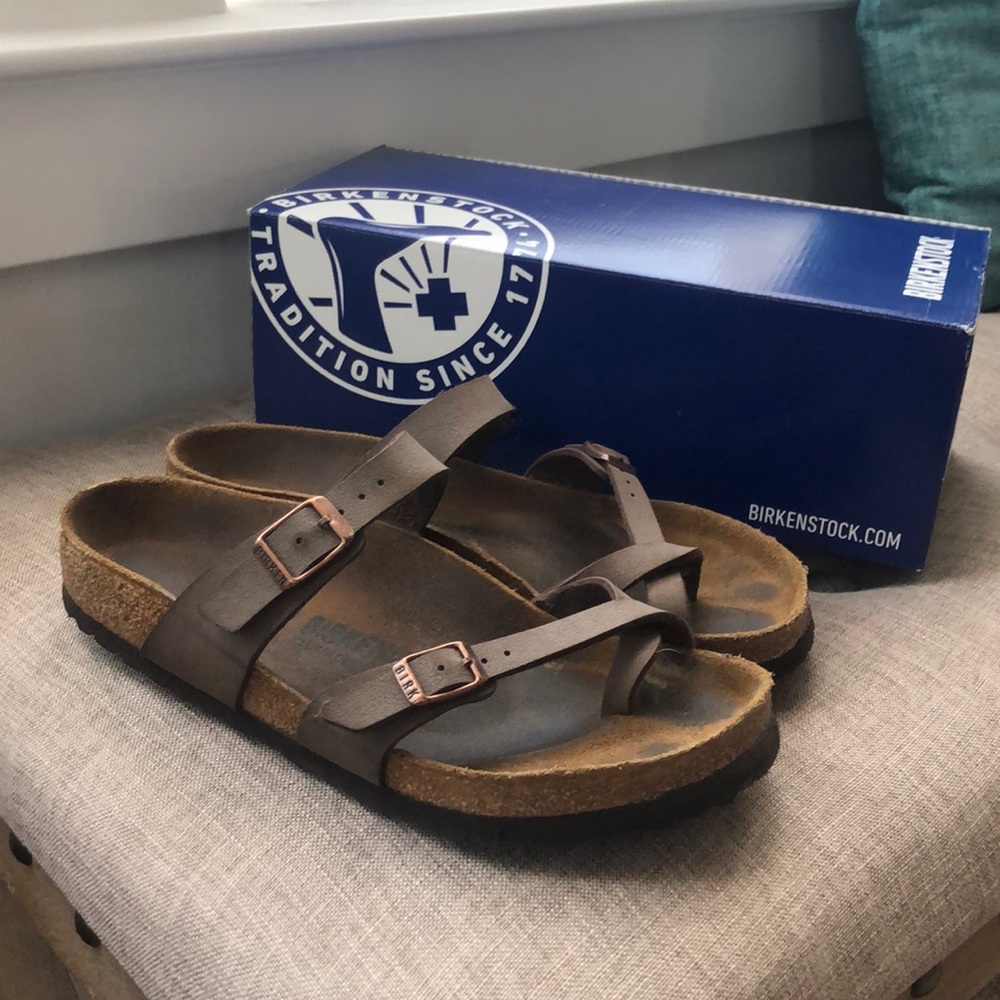 Birkenstock sandals size 38 (aka US women’s 7.5-8)